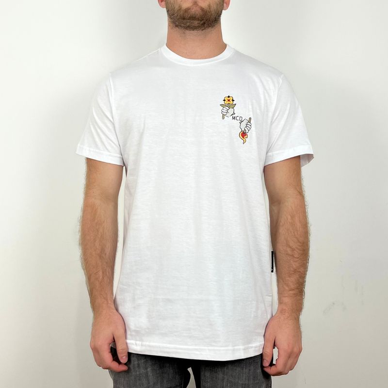 camiseta-mcd-regular-mcd-carta-flor-e-fogo-12312816