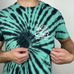 camiseta-rvca-pool-service-tie-dye-verde-r461a0105--5-