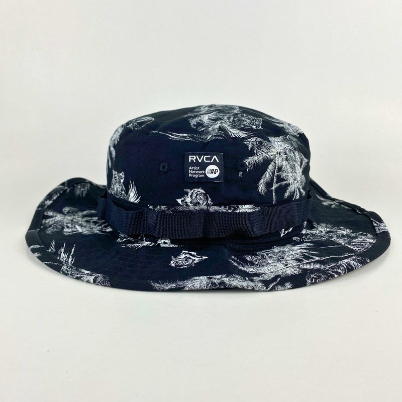 chapeu-rvca-jean-jean-preto-R912A0007