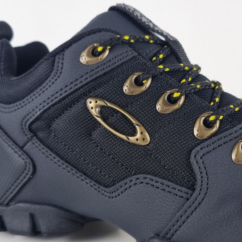 tenis-oakley-halftrack-low-2-black-gold-fof100335-061--3-