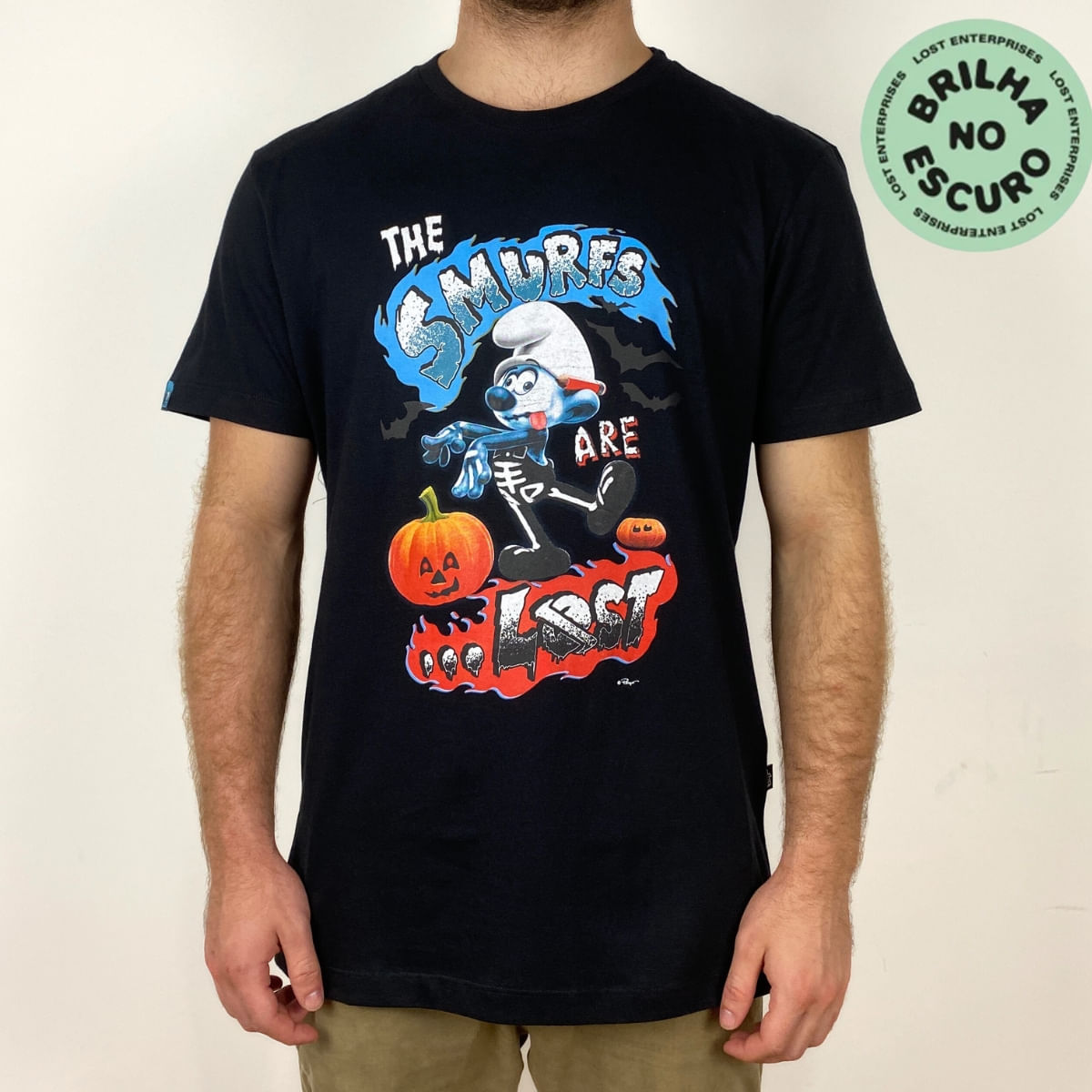 Design de camiseta de halloween com doces ou travessuras