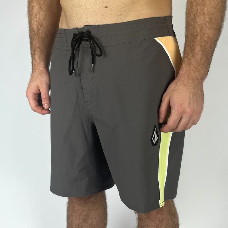 bermuda-volcom-rangled-liberators-vlbm010066