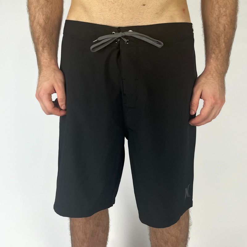 bermuda-hurley-phantom-one-only-solid-20-preto-hybm010233--3-