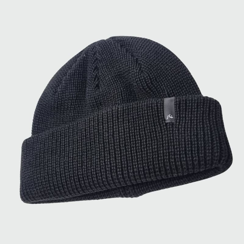 gorro-rusty-byron-preto-rtac140012--2-