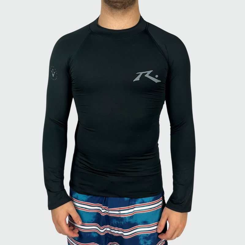 camiseta-rusty-lycra-surf-long-preto-rtrb030010