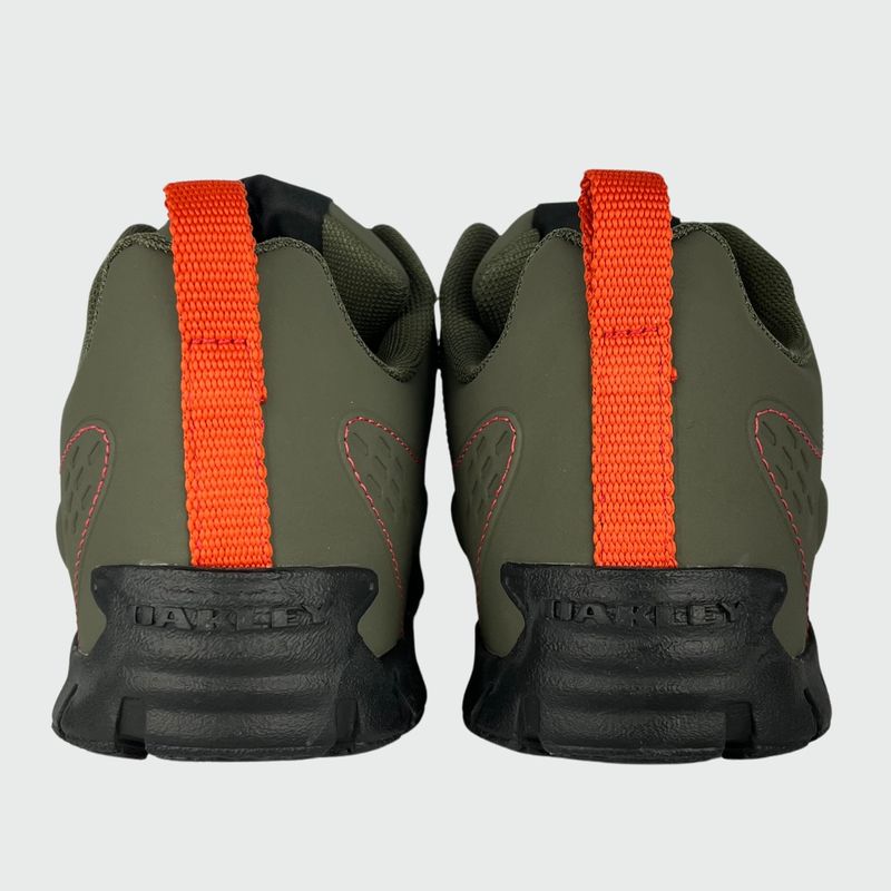 tenis-oakley-stratus-herb-fof100256-75l--6-
