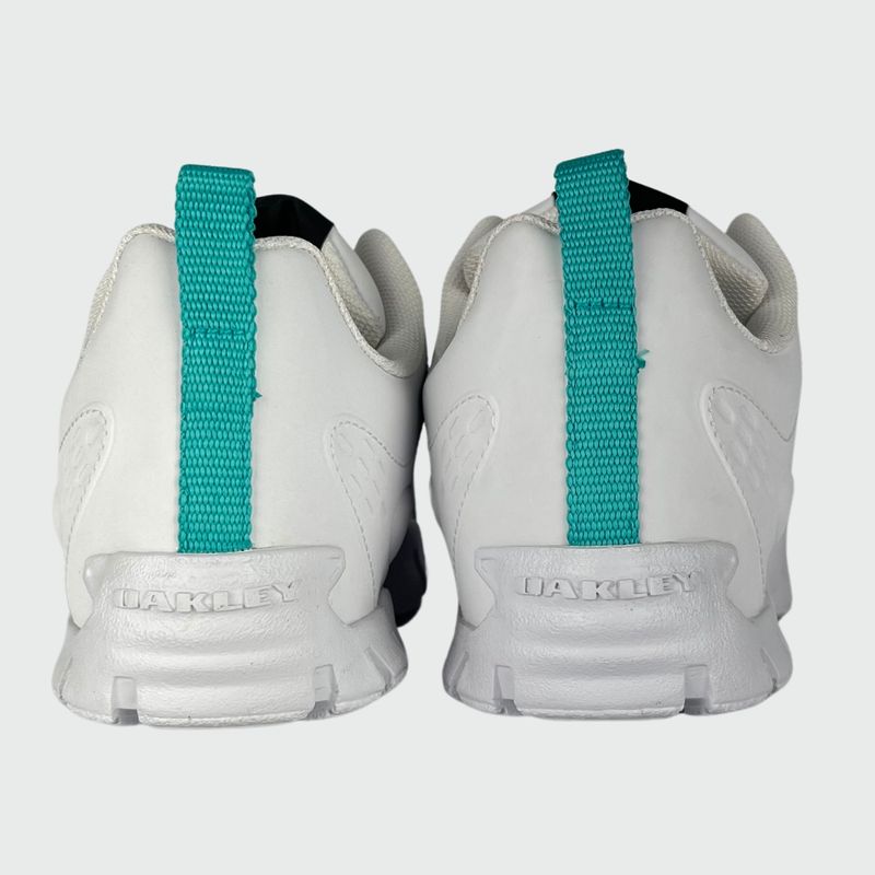 tenis-oakley-stratus-white-vapor-blue-fof100256-110--6-