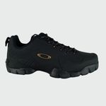 tenis-oakley-stratus-black-gold-fof100256-061--3-