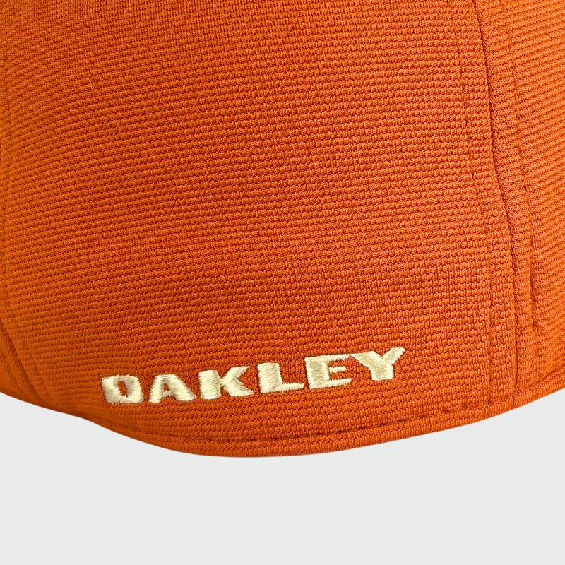 bone-oakley-tincan-laranja-marrom-claro-911545-bap--6-
