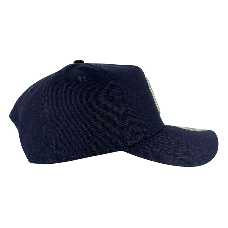 bone-new-era-940-a-frame-new-york-yankees-marinho-mbv24bon100--5-