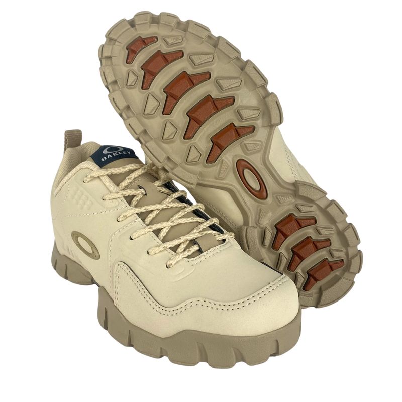 tenis-oakley-stratus-wood-grey-fof100256-30d--4-