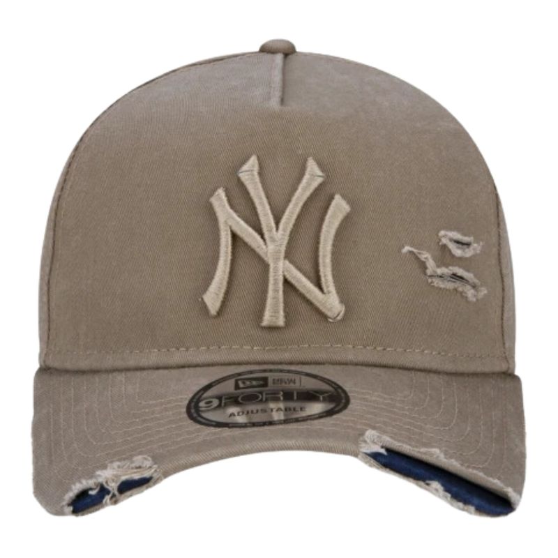 bone-new-era-940-a-frame-new-york-yankees-destroyed-khaki--2-