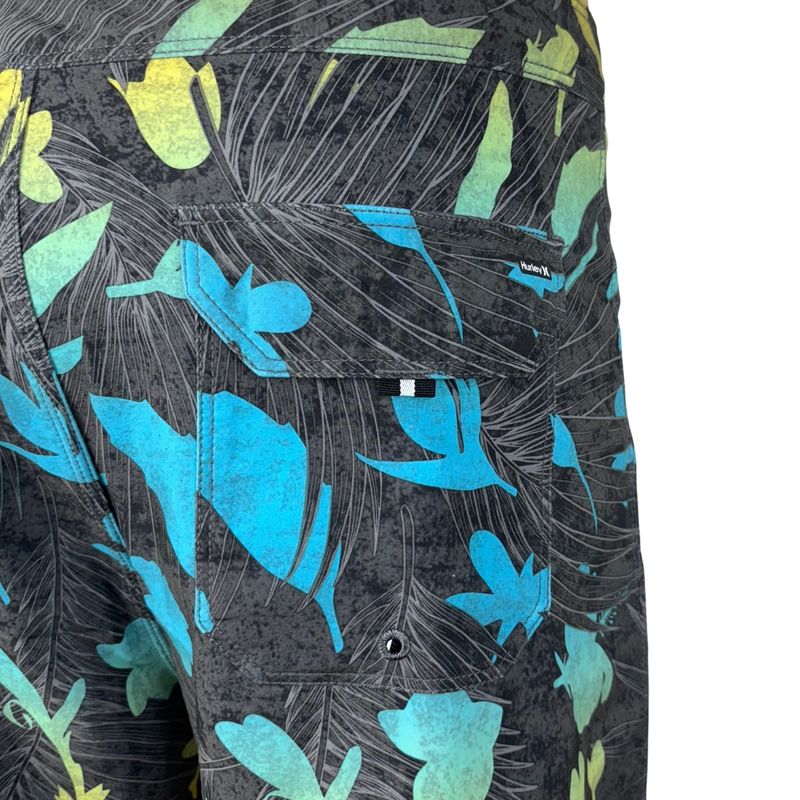 bermuda-hurley-phantom-classic-flowers-18-hybm010193--4-
