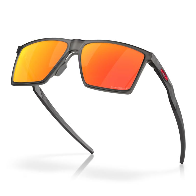 oculos-oakley-futurity-sun-satin-grey-smoke-prizm-ruby-polarized-0oo9482-94820457--2-