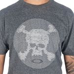 camiseta-oakley-trn-graphic-skull-tee-blackout-foa407175-02e -2-.jpg
